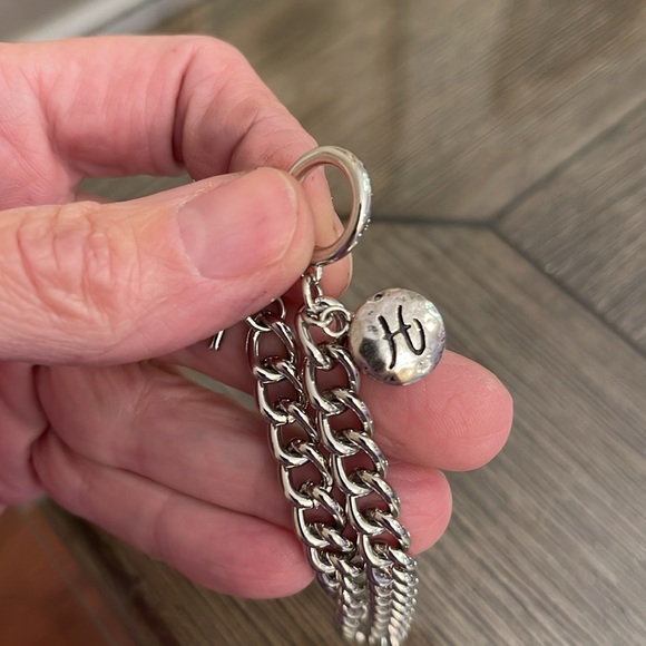 Vintage Silver-tone Chain Link Bracelet with H Initial Charm with Toggle Clasp - Picture 11 of 13